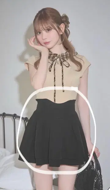 미셸 마카롱 슬림 레그 스커트
