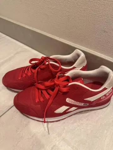 Reebok GL 3000 레드 여성용 스니커즈 24.5cm