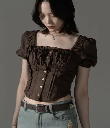 스퀘어 핀턱 블라우스 아프레 주르 페어리 그런지
