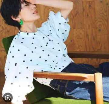 택 포함 미사용 새상품! 미라 오웬 턱 디자인 볼륨 슬리브 블라우스