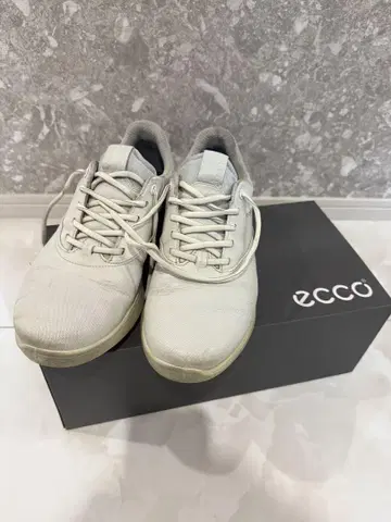 ecco 골프화 화이트