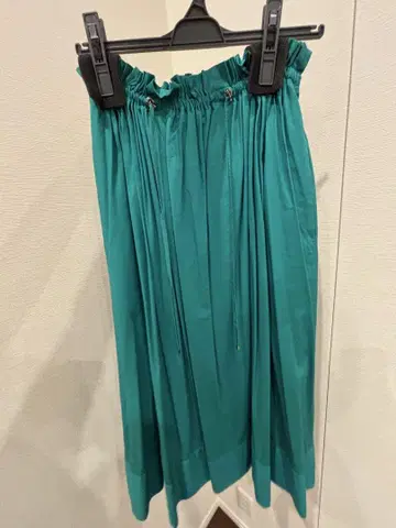 택 포함 ANAYI 그린 롱 스커트