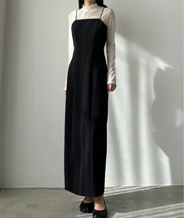 Louere 백 디자인 I라인 원피스