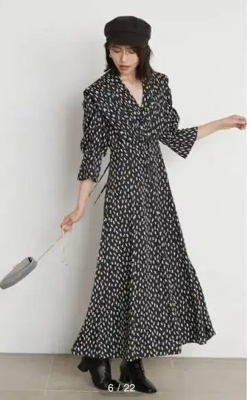 SNIDEL 빅 카라 클래시컬 원피스