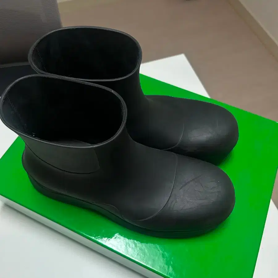 靴 bottega veneta puddle boots size43 Bottega Veneta Puddle rubber ankle boots Bottega Veneta