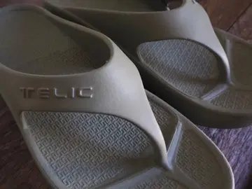 미사용 TELIC 플립플랍 피스타치오 그린 M/L