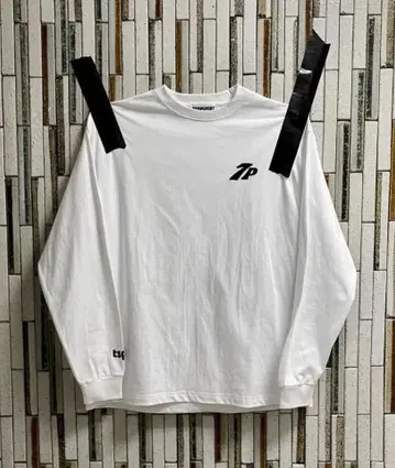 transport L/S tee white