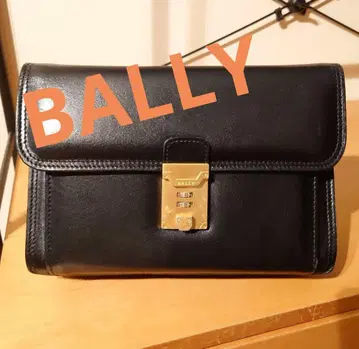 BALLY 블랙 가죽 세컨드백 클러치백