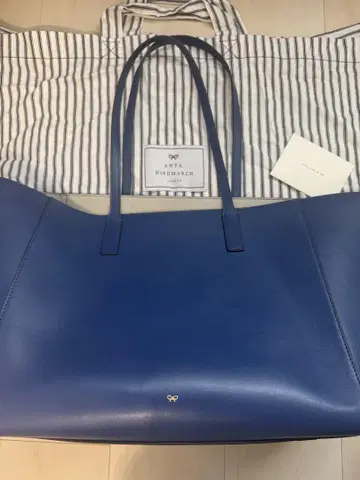 ANYA HINDMARCH Have a Nice Day 이블리 토트