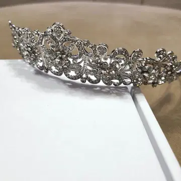 Refinado 브라이덜 티아라 [AH2303-04]