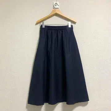 네이비 플레어 스커트 허리밴딩