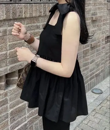 ACYM 아시무 리본 2way ribbon shoulder 상의 블랙