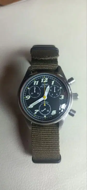 Zeno Wacth Phantom 3.2 크로노그래프