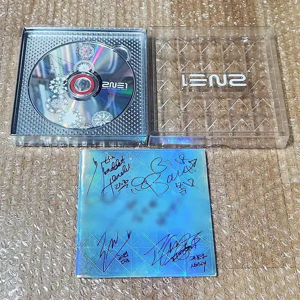 2NE1韓国版の直筆サイン入りアルバム 2NE1韓国版の直筆サイン入りアルバム 2ne1 signed album | eBay
