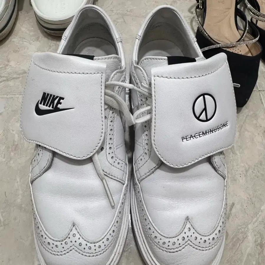 NIKE ナイキ Nike Kwondo1 White 26.0cm（Nike Kwondo1 White