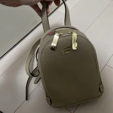 사만사 타바사 미니 백팩 참 포함
