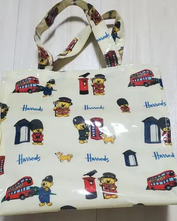 Harrods 토트백 크림색 런던 한정판