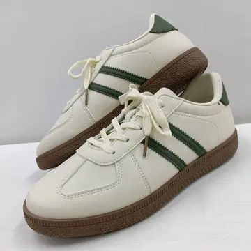 새상품 남성용 26.5cm 저먼 트레이너 스니커즈 연한 브라운 2467