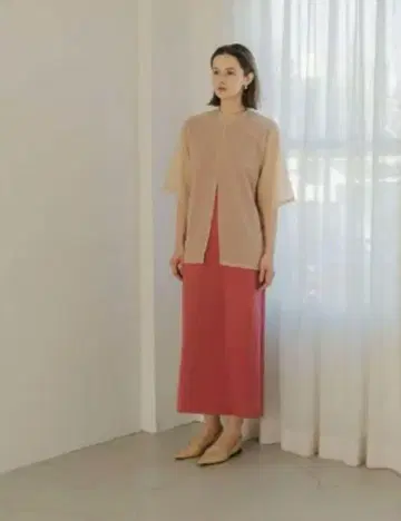 MANOF 마노프 시어 탑 슬리브리스 원피스 셋업