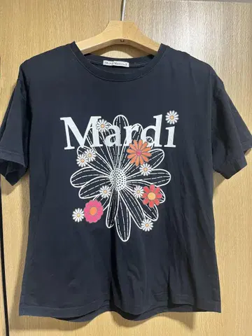 Mardi 플라워 프린트 T셔츠 블랙 Mardi Mercredi
