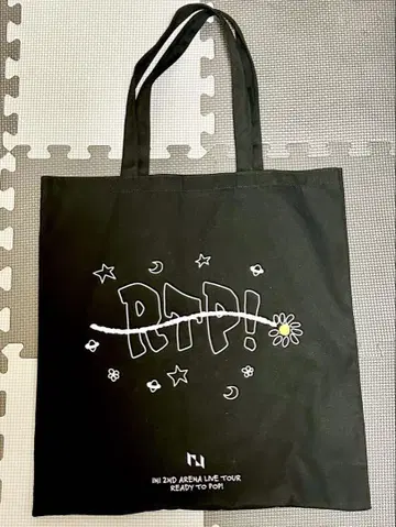INI READY TO POP! RTP 토트백 블랙