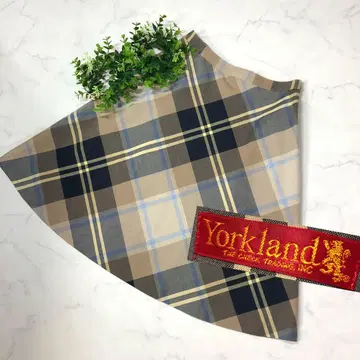 Yorkland 요크랜드의 베이지 계열 체크 스커트 7AR