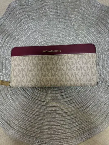 MICHAEL KORS MK 로고 장지갑
