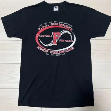 E.A.L. CHAMPIONS 블랙 셔츠