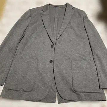 UNIQLO 그레이 컬러 자켓 투버튼