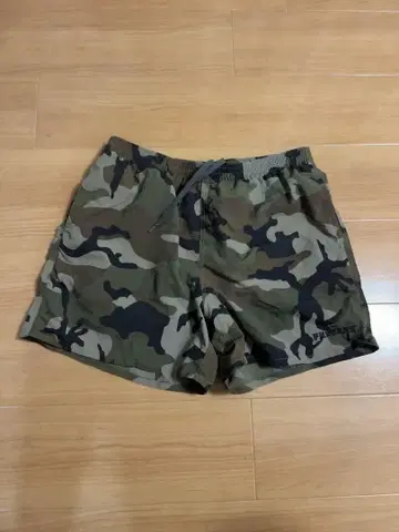 PHATNK 팻랭크 카모 패턴 숏팬츠 M 사이즈