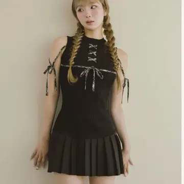 Darich 다리치 BLK 도킹 레이스업 미니 원피스