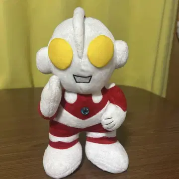 울트라맨 봉제 인형