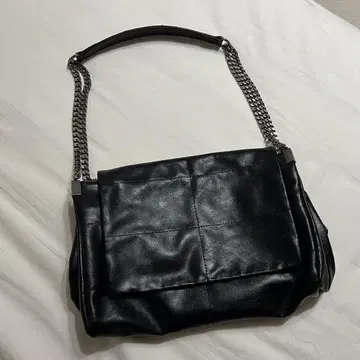 자라 락 플랩 체인 숄더백