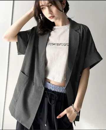미사용 새상품 린넨 스타일 시어 돌먼 숏 슬리브 자켓 차콜 S