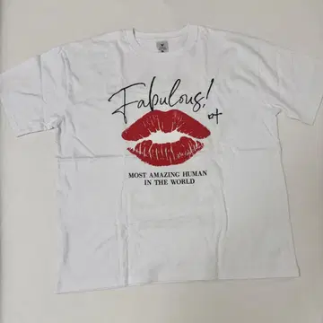 카노 자매 행운의 카노 마네키네코 T셔츠 Fabulous!