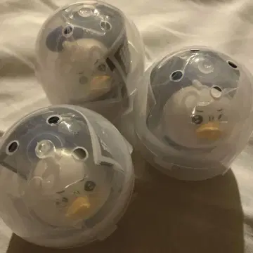 울지 않는 몬, 그 첫 번째