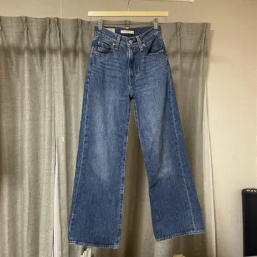 Levi's RIBCAGE WIDE LEG 23인치