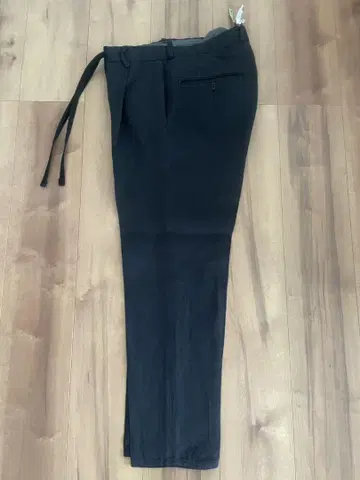 흑먹색 린넨 팬츠