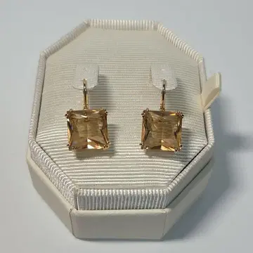 SWAROVSKI Millenia 스퀘어 귀걸이