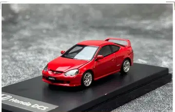 LCD MODELS 1/64 혼다 인테그라 DC5 레드