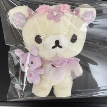 코리락쿠마 앉아있는 봉제인형 퍼플