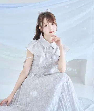 로제뮤즈 pleats floral print dress 그레이