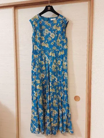 TEVALT 꽃무늬 슬리브리스 맥시 길이 원피스