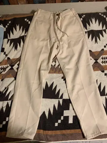 Wrangler 베이지(OFF WHITE) 조거 팬츠