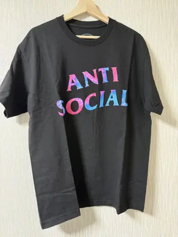 ANTI SOCIAL SOCIAL CLUB 티셔츠 L 사이즈 블랙