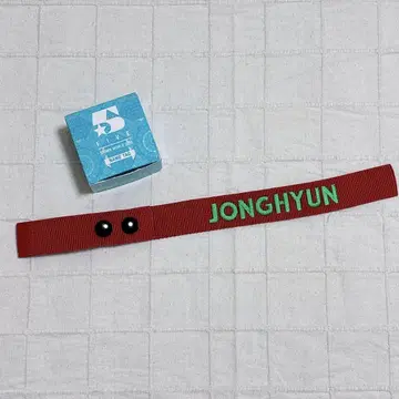 [박스 포함] SHINee 종현 jonghyun 네임택 five