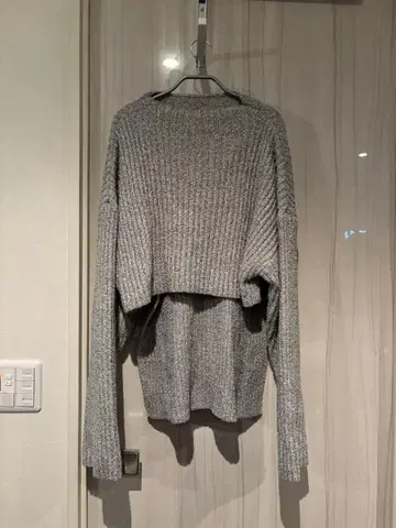 그레이 리브 오버사이즈 니트 젤라또피케