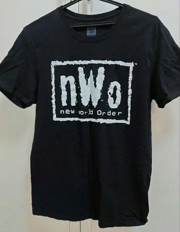 WWE 공식 nWo 티셔츠 M 사이즈