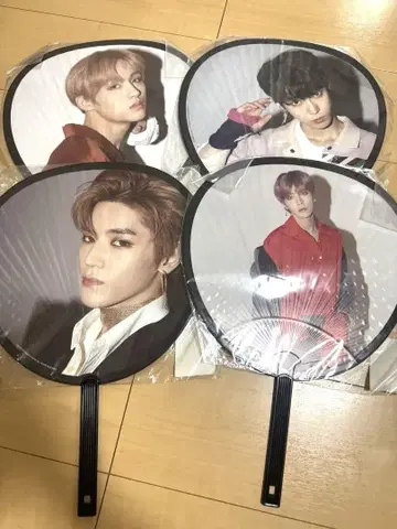 NCT 127 부채 도영 태용 유타 윈윈