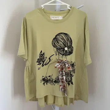이즈스칼라 티셔츠 M 사이즈